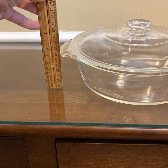 Anchor Hocking Fire King 1 1/2 qt clear round casserole with lid. - Picture 8 of 8